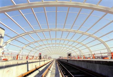 北京加紧建设城市轻轨 一期工程2002年通车(多