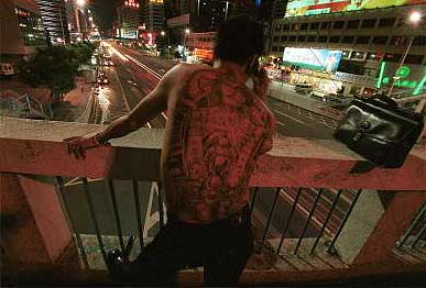 图文:深圳街头的纹身画家_社会新闻