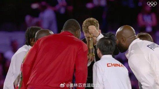 巴黎奥运会闭幕，中国登顶金牌榜！孙颖莎代表亚洲登台，汤姆·克鲁斯从天而降 (http://www.cnwts.cn/) 国际 第23张