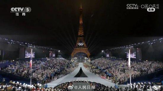 北京奥运五环、龙队神图、贾玲德罗巴同框，巴黎奥运会开幕式十大名场面！ (http://www.cnwts.cn/) 国际 第19张