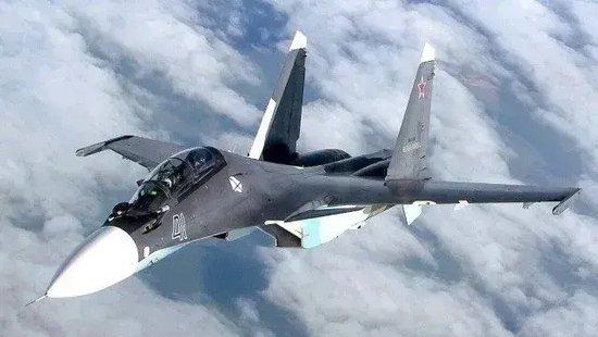 乌克兰军方高调举行F-16战斗机服役仪式 周伟政：数量有限，改变不了战场态势 (http://www.cnwts.cn/) 国际 第3张