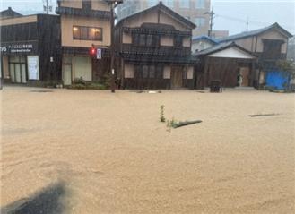 日本石川县暴雨已致当地6人死亡 (http://www.cstr.net.cn/) 国际 第1张