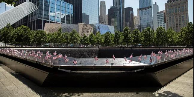 “9-11”20周年纪念：平凡人的坠落与重生