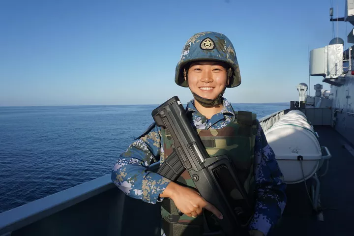 从北大学生到海军“霸王花”，她又有了新身份！
