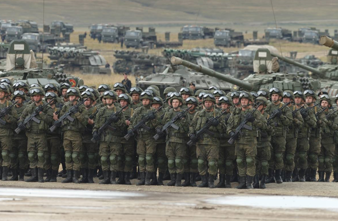 俄军在俄乌边境实弹演习，营级战术群是俄军救星吗？
