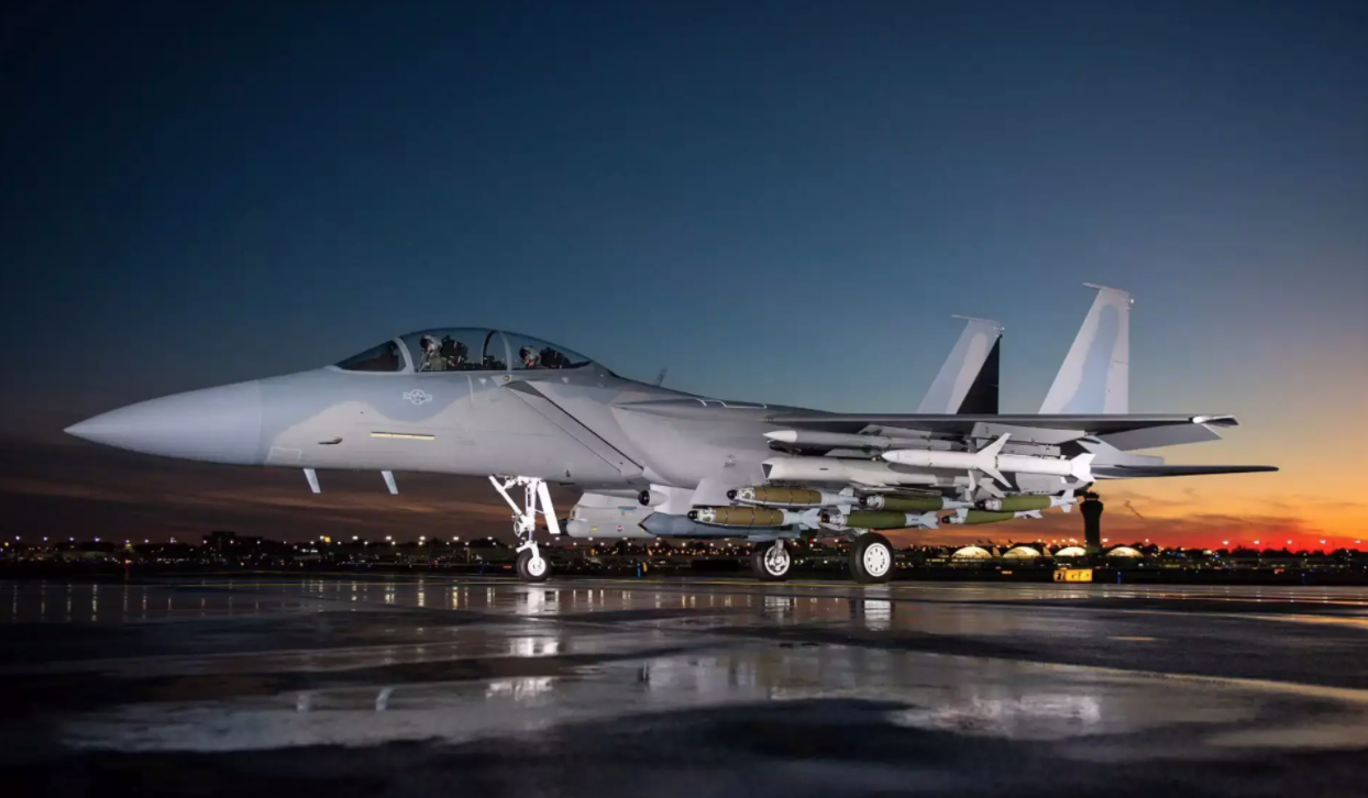 加紧备战：从新财年预算申请看美空军的未来转型