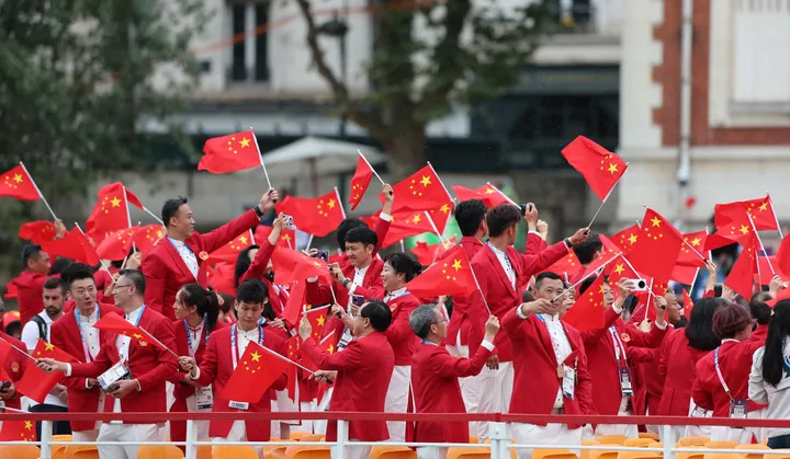 巴黎奥运会正式开幕！高塔献唱，席琳·迪翁的歌声将开幕式推向高潮！中国体育代表团亮相 (http://www.cnwts.cn/) 国际 第7张