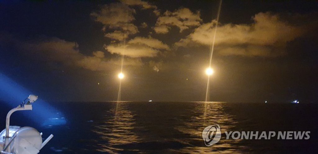 韩媒：韩国搜救队连夜搜寻中国沉船失踪者无果
