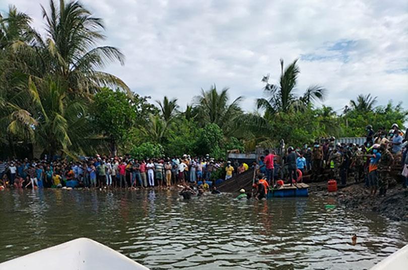 斯里兰卡东部一渡船倾覆 造成至少6人死亡