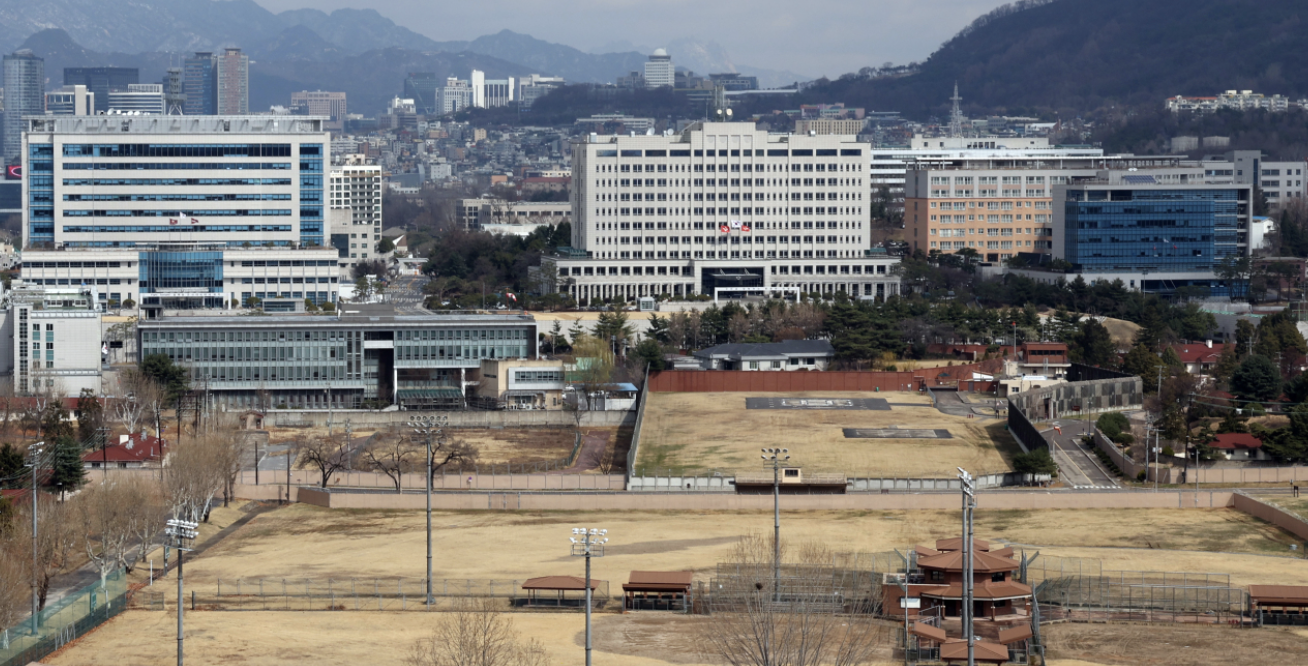 韩总统办公室搬迁计划受阻，超38万<a href=
