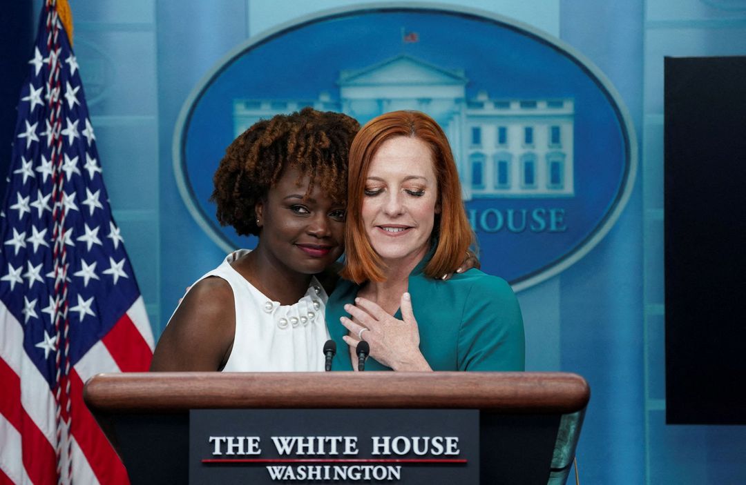 白宫迎来首位非裔、公开同性恋身份新闻秘书