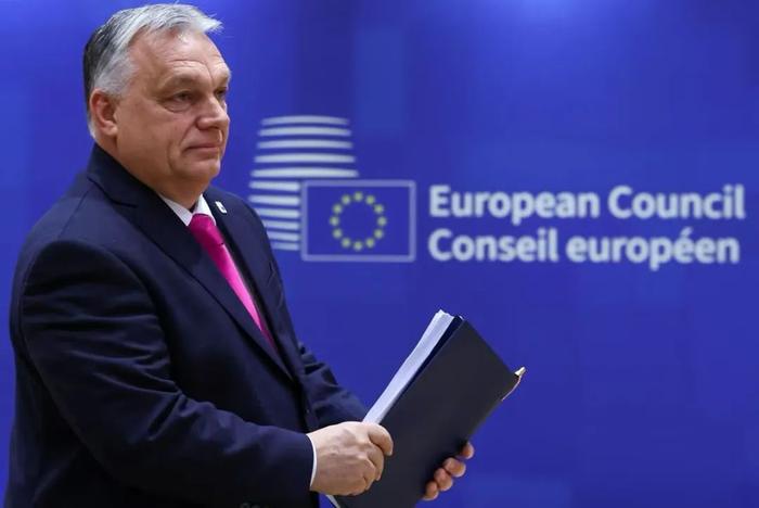 欧盟决定启动乌克兰入盟谈判 泽连斯基欢呼“胜利”，匈牙利总理：仍可阻止