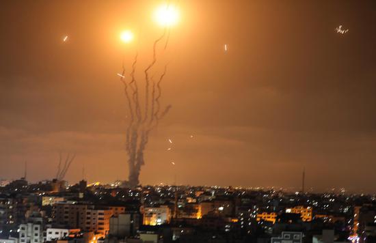  5月10日，火箭弹从巴勒斯坦加沙地带射向以色列。
