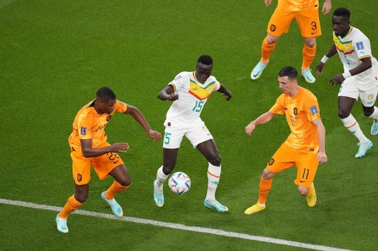 加克波破门克拉森建功德容助攻 荷兰2-0塞内加尔