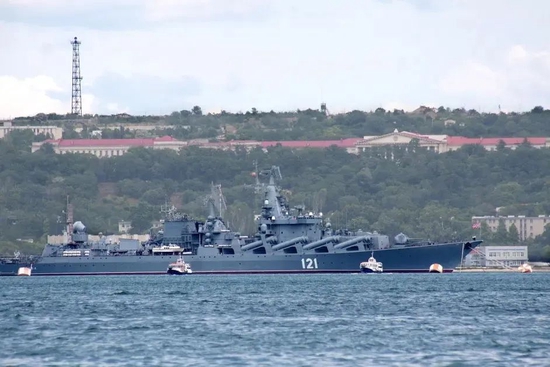 俄乌冲突之前的“莫斯科”号导弹巡洋舰