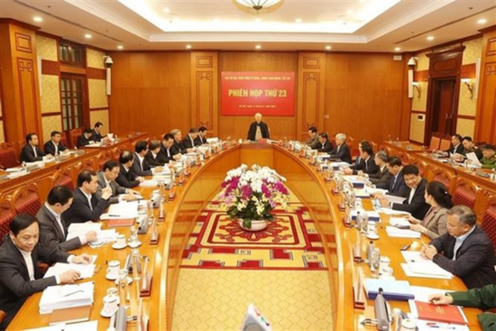1月12日，越共中央反腐败反消极指导委员会召开第二十三次会议，阮富仲主持会议