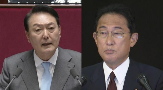 日韩首脑两天内四度碰面谈改善关系 双方公布的会谈内容不一致