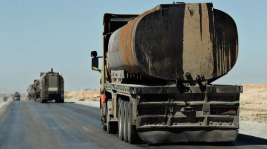 美国军方13日将89辆油罐车从叙利亚非法运往伊拉克（俄罗斯卫星通讯社）