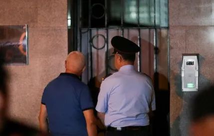 地拉那警方观察伊驻阿尔巴尼亚大使馆火情