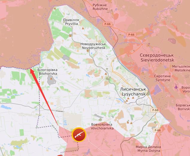 来自动态地图网站Liveuamap所认为的战线示意图，红色箭头处所示利西昌斯克通往其他乌军控制区的通道宽度不足12千米