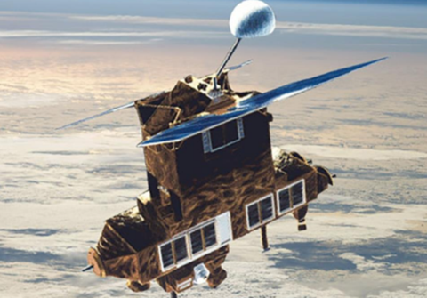 美国报废卫星环绕地球近40年后落下：重2450公斤 坠落点公布