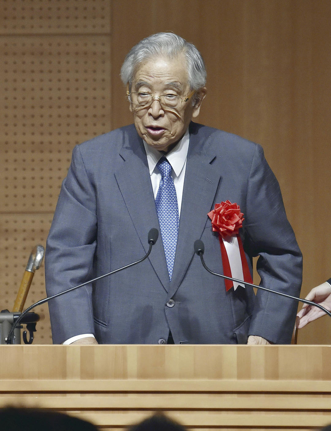 丰田汽车名誉会长丰田章一郎逝世，终年97岁