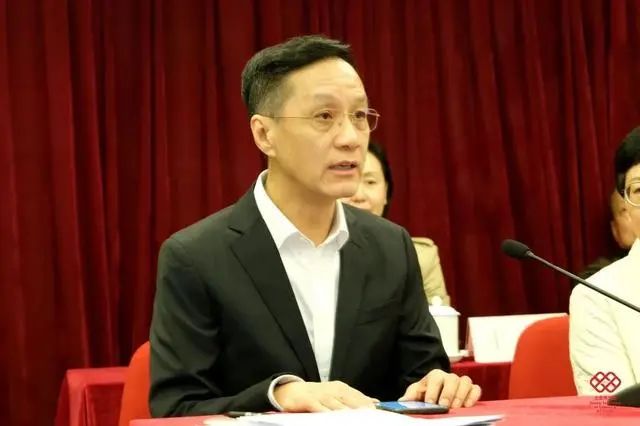 冯远征当选北京剧协第六届理事会主席