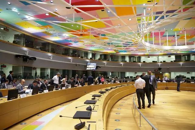 7月26日，欧盟能源部长特别会议在比利时布鲁塞尔举行。这是会议现场。（新华社记者郑焕松摄）