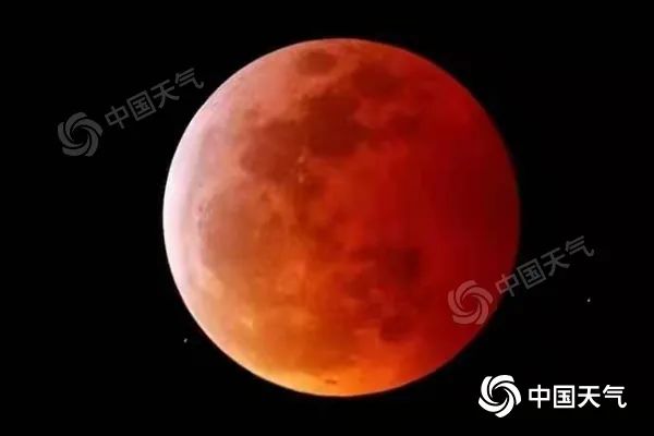 2021年5月21日，在悉尼夜空中观测到的“红月亮”。