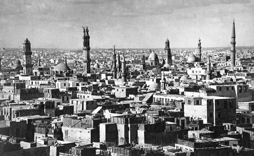 图为1956年拍摄的埃及首都开罗。新华社发