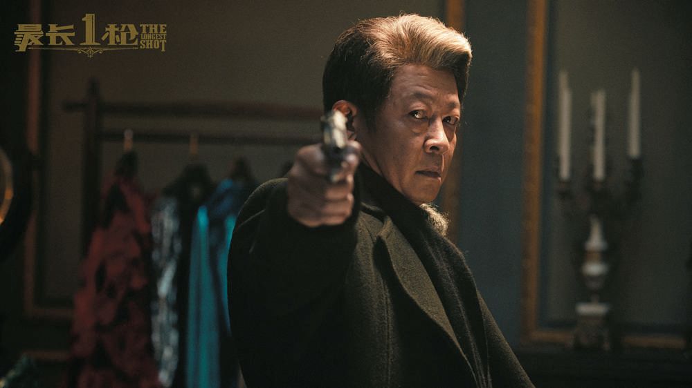 ▲《最长一枪》中，王志文饰演了一个老谋深算的杀手。